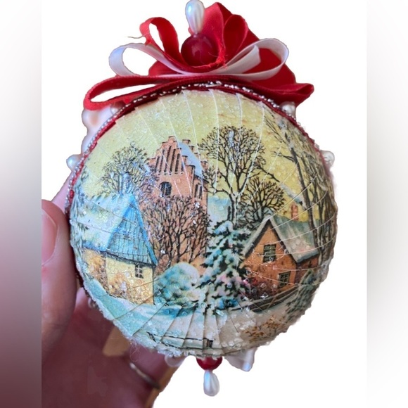 Set of 3 Vintage Christmas Ornaments Santa Mask Mouse Holiday Ball - Picture 2 of 10